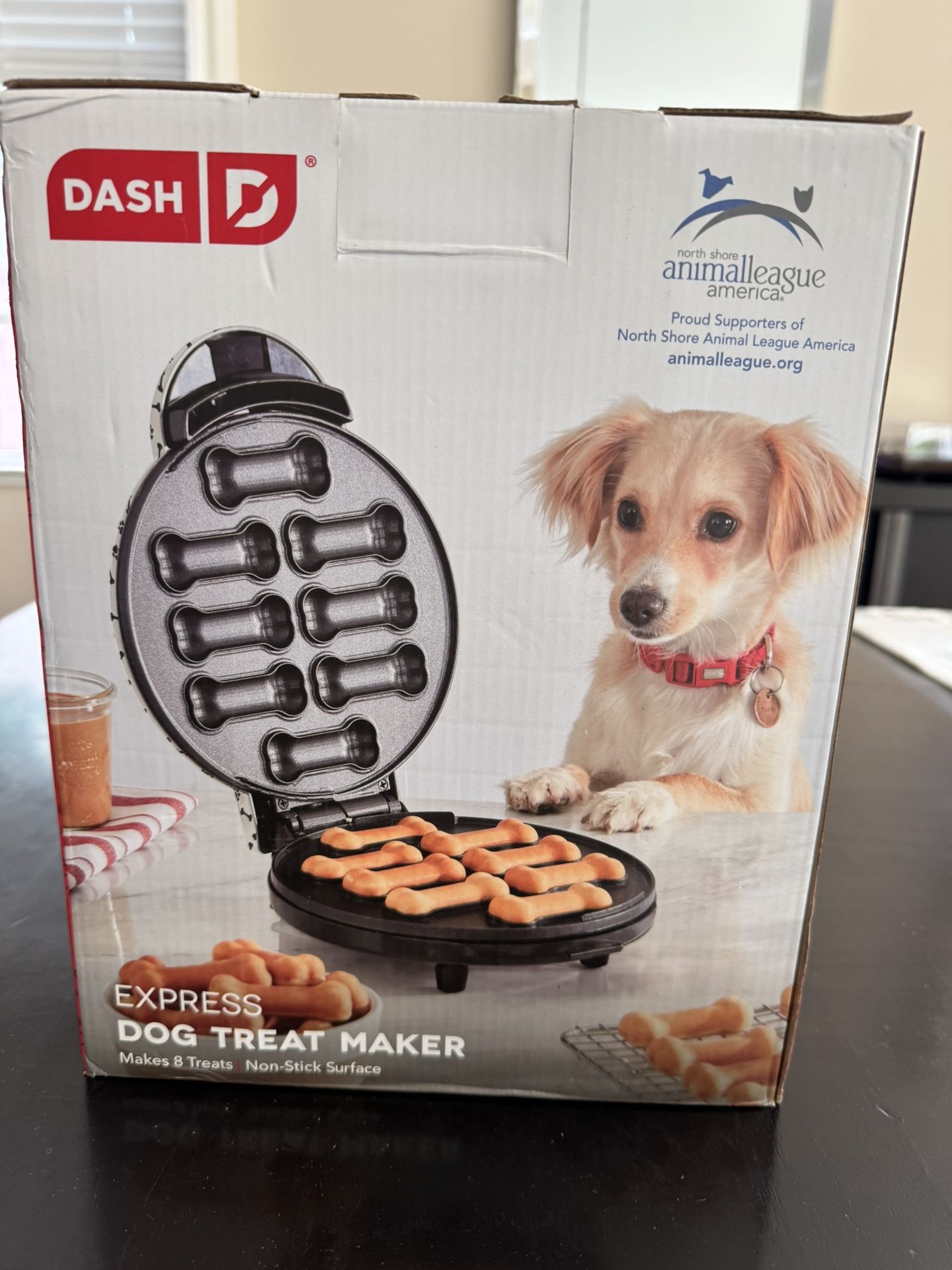 DASH Express Dog Treat Maker – Makes 8 Treats – Non-Stick Surface – New in Box