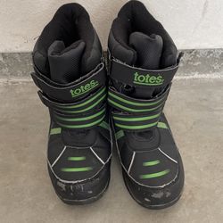Totes Snow Boots