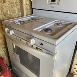  Whirpool Gas Stove  Brand New