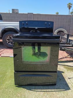 Whirlpool Black Electric Stove