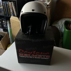 Daytona Helmet (D.O.T Cruiser)