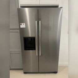 Side-by-Side Refrigerator, 27 Cu Ft Stainless Steel - New - 2025 – Silver Spring, MD