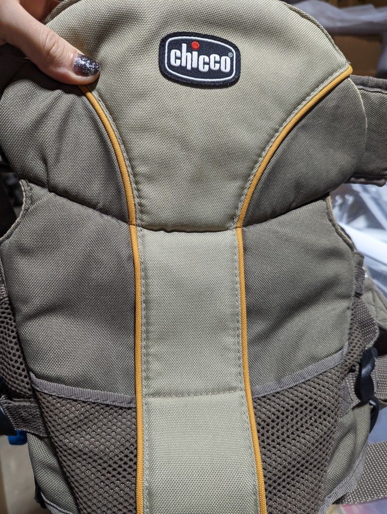 Chicco Baby Carrier