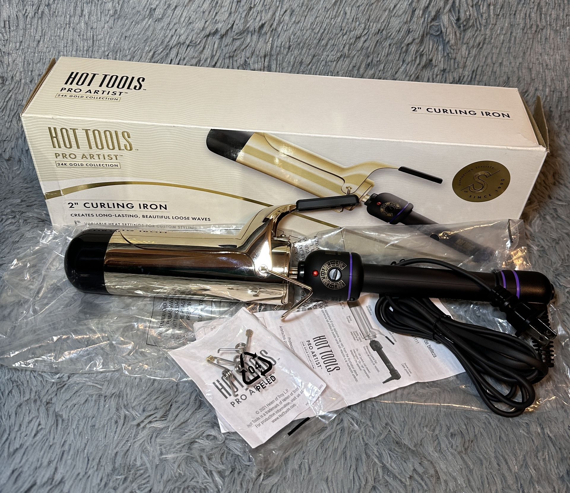 Hot Tools Pro Artist 24K Gold Jumbo Curling Iron Long Lasting, Defined Curls (2 in)