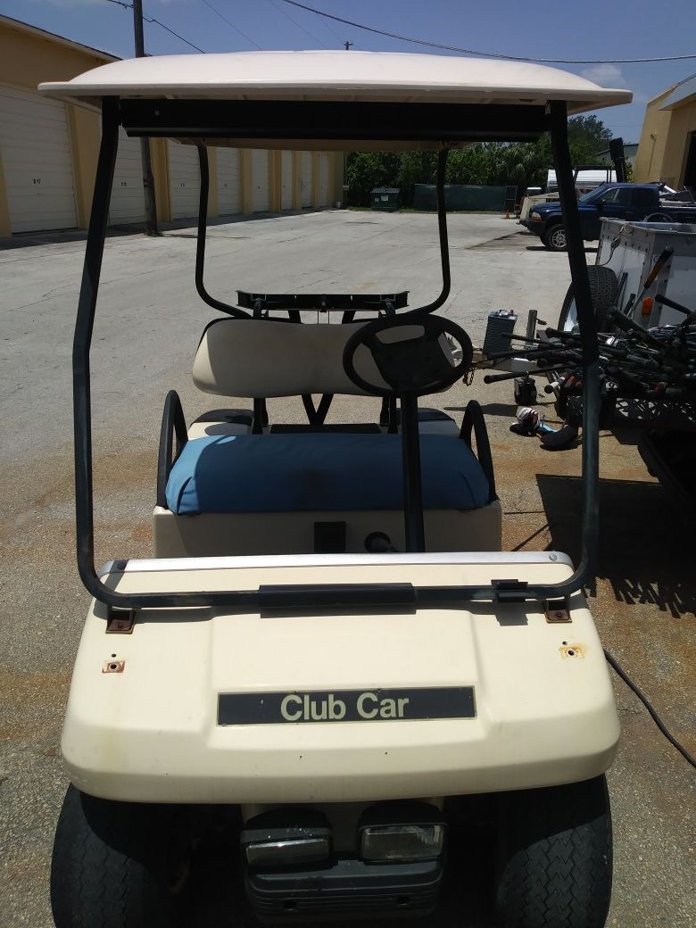 07 ! Club car 48 volts with charger