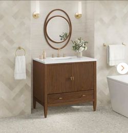 James Martin Myrrin 36" vanity with Quartz top + mirror