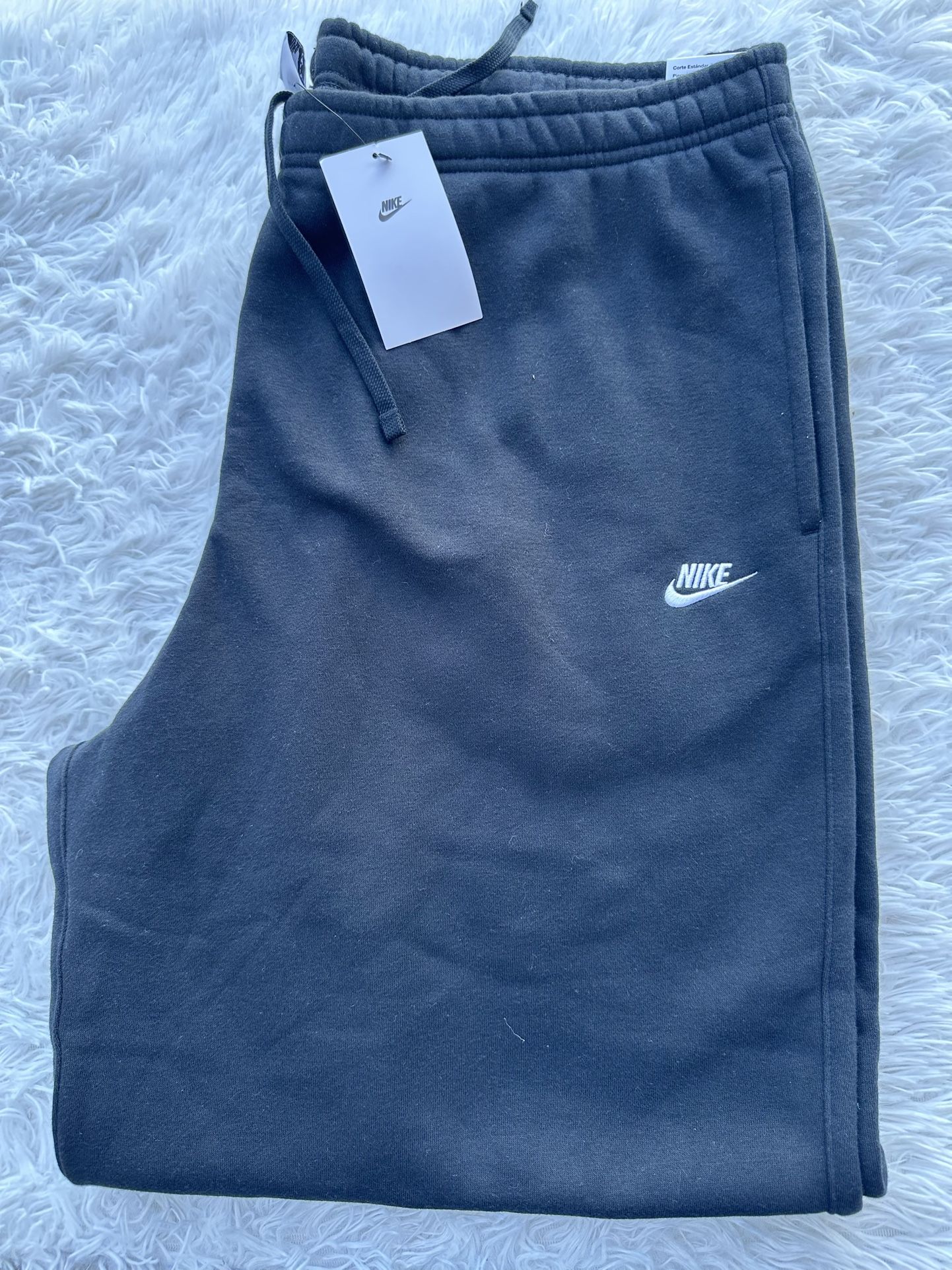 Nike Men Standard Fit Taper Leg Black Jogger Pants New Size xXL
