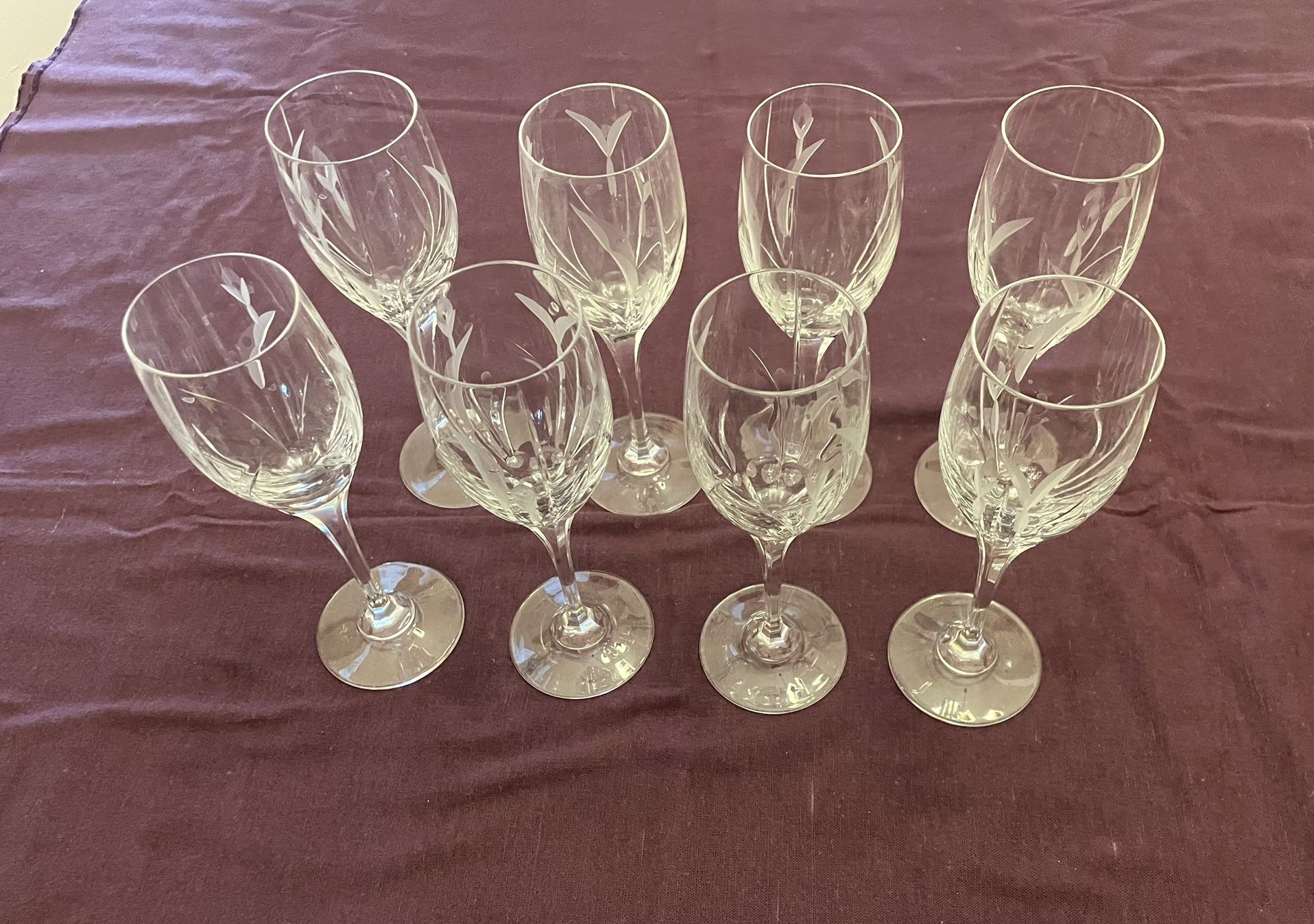 8 Crystal Champagne Glasses