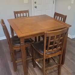 Tall Square Wood Table Of 4