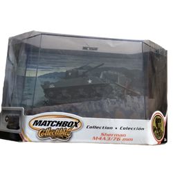 MATCHBOX COLLECTIBLES SHERMAN M4A3-105 MM TANK