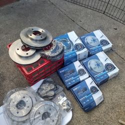 The Detroit Axle 
brake pads
Brake drums
Break rotors
Nissan