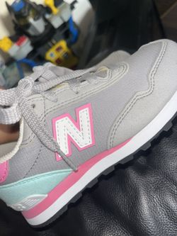 New Balance Girl Shoes 