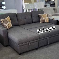 ✅️✅️Convertible Sectional
Reversible Convertible Sectional W/Cup Holders & Storage✅️✅️