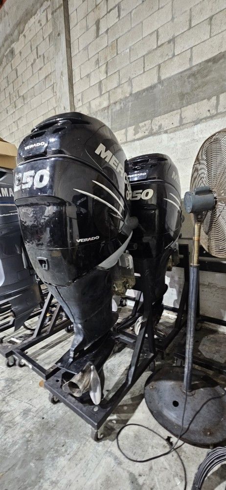 2005 Mercury Verado 250 Hp Four Stroke Outboard Motors