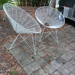 Mid Century Vintage IGLOO SATELLITE Chairs