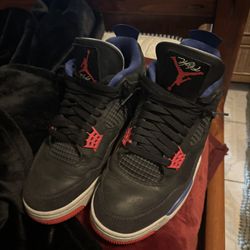 Jordan 4s Rare Air (9.5) 