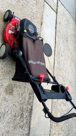 Snapper commercial lawnmower