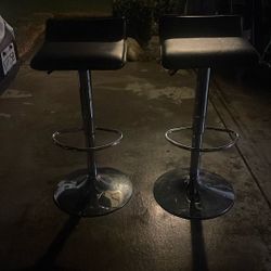 Barstools with air cylinder, chrome and black