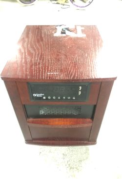 Space heater with remote control works like new