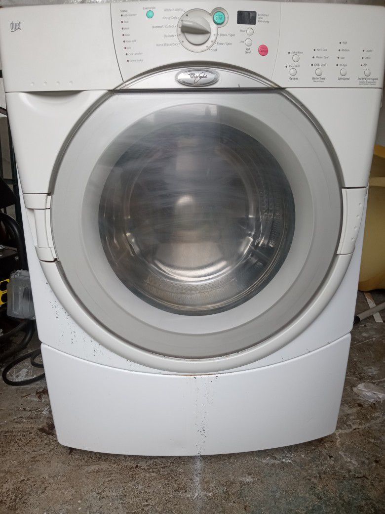 Whirlpool Front Loading Washer "White"
