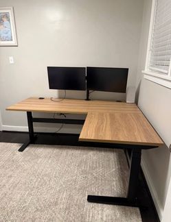Electric desk