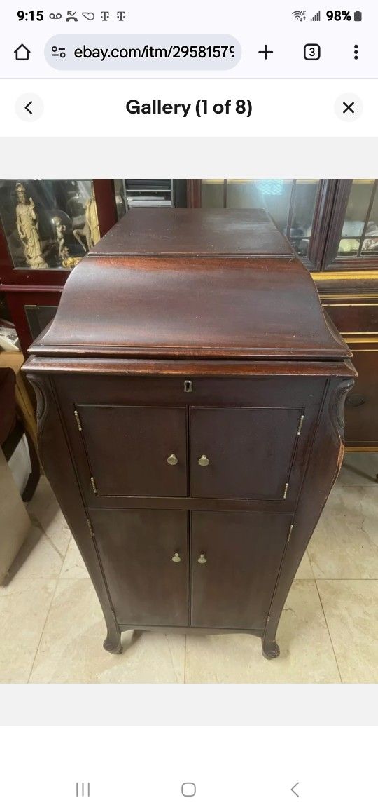 Victor Victrola Talking Machine 1905