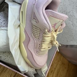 Pink And Crème Jordan 4’s 