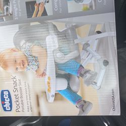 Chicco Booster Seat (NEW)