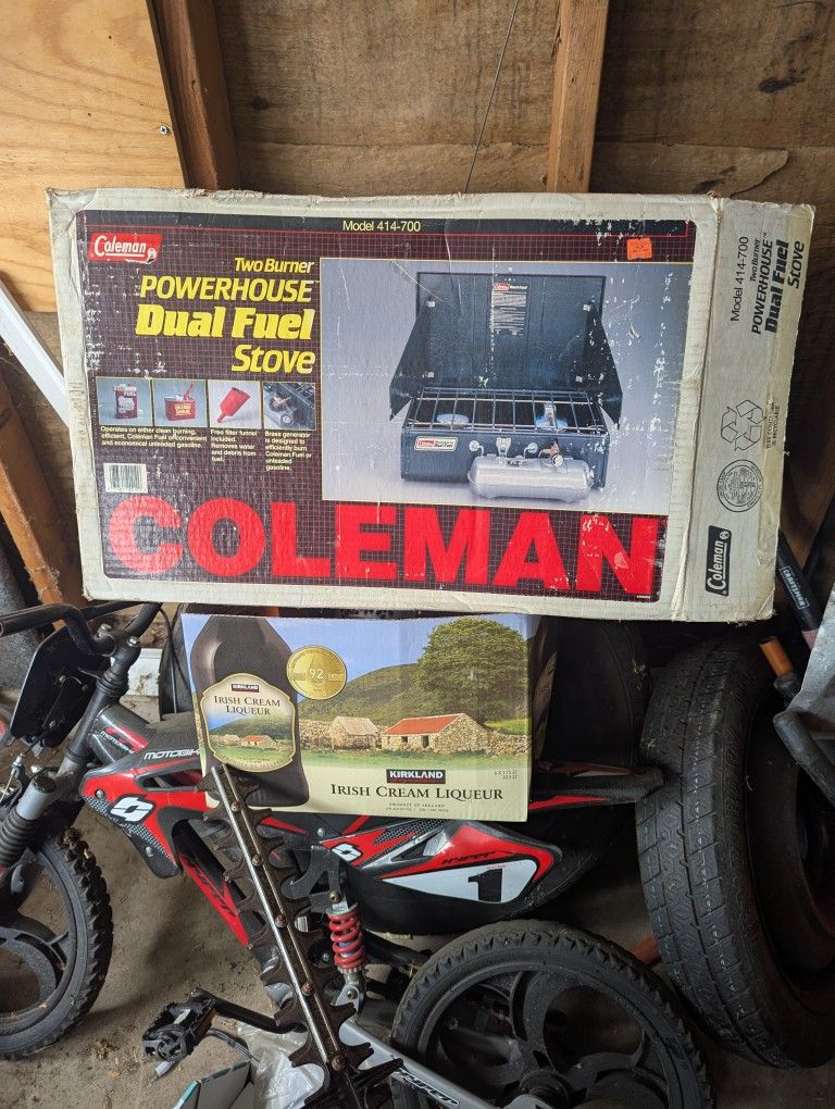Coleman Dual Fuel Stove