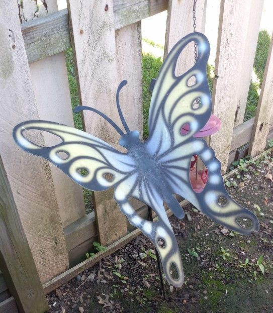 3 Large Beautiful Metal Yard Butterfly 🦋🦋🦋 Yard Ornaments