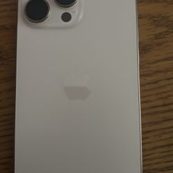 iPhone 16 Pro max’s Unlocked For Any Carrier 