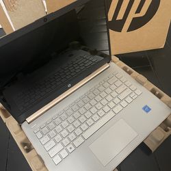 HP Laptop 14-dq0030nr 