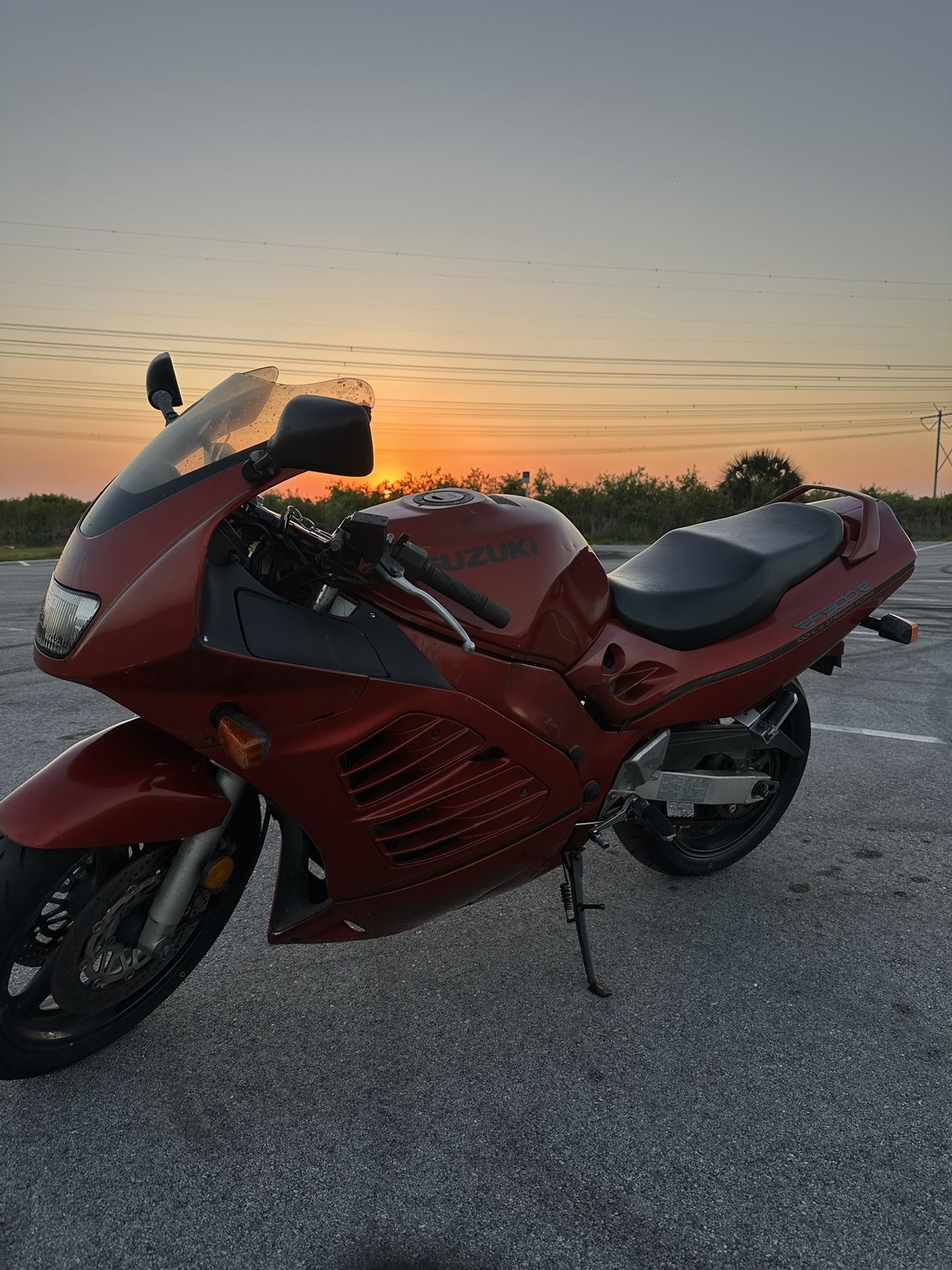 1994 Suzuki RF900R