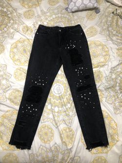 Black pearl detailed jeans