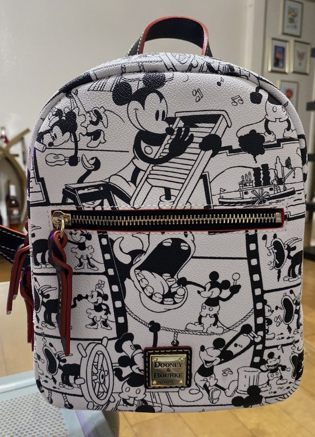 ✨Disney Parks Dooney & ✨Disney Parks Dooney & Bourke Mini Backpack Steamboat Willie Disneyland✨.