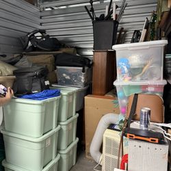 STORAGE UNIT