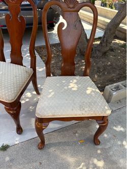 6 Dining Room Chairs