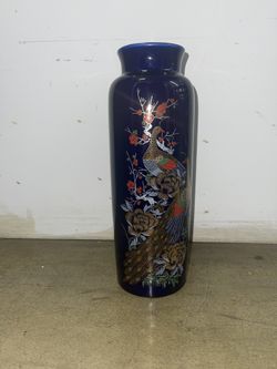 Vintage Peacock Japanese Porcelain Vase Limited Edition 