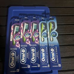Oral B Toothbrush 5 For $10 (bundle)