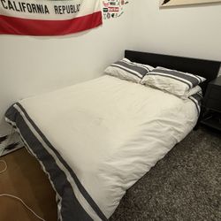 Full Bed Frame (Black)