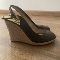 Michael Kora wedge Sandals Size 5 1/2 