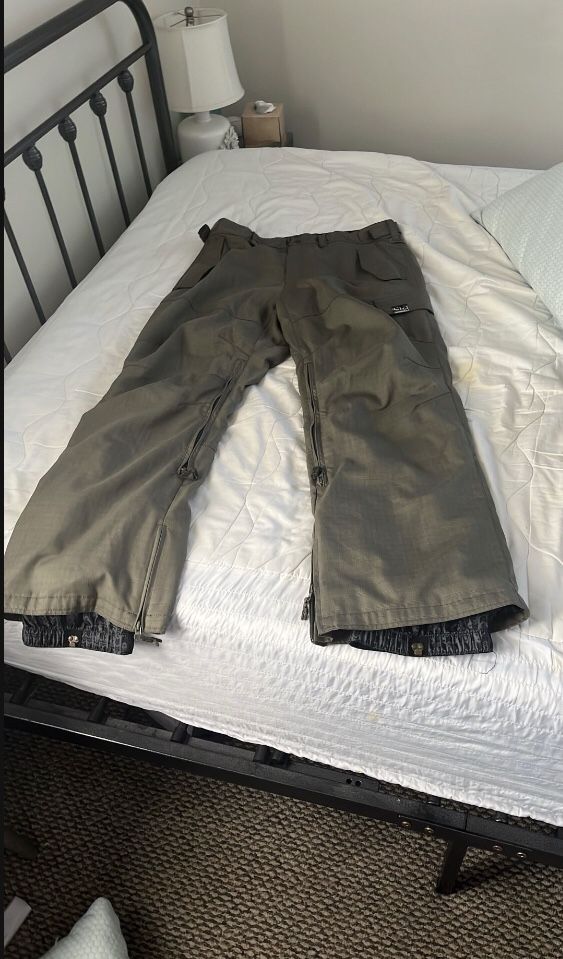 Quicksilver Snow Pants