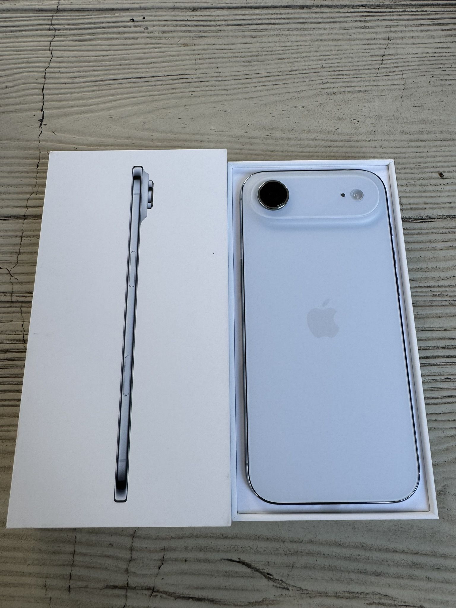 iPhone Air Sky Blue 256GB Just Arrived Today 