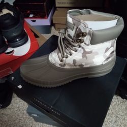 Tommy Hilfiger Men's Waterproof Boots. Brand New 