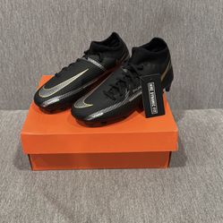 Nike Phantom GT Soccer Cleats Size 5