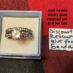 Beautiful 2pc Wedding Ring Set Size 10  See Comment 