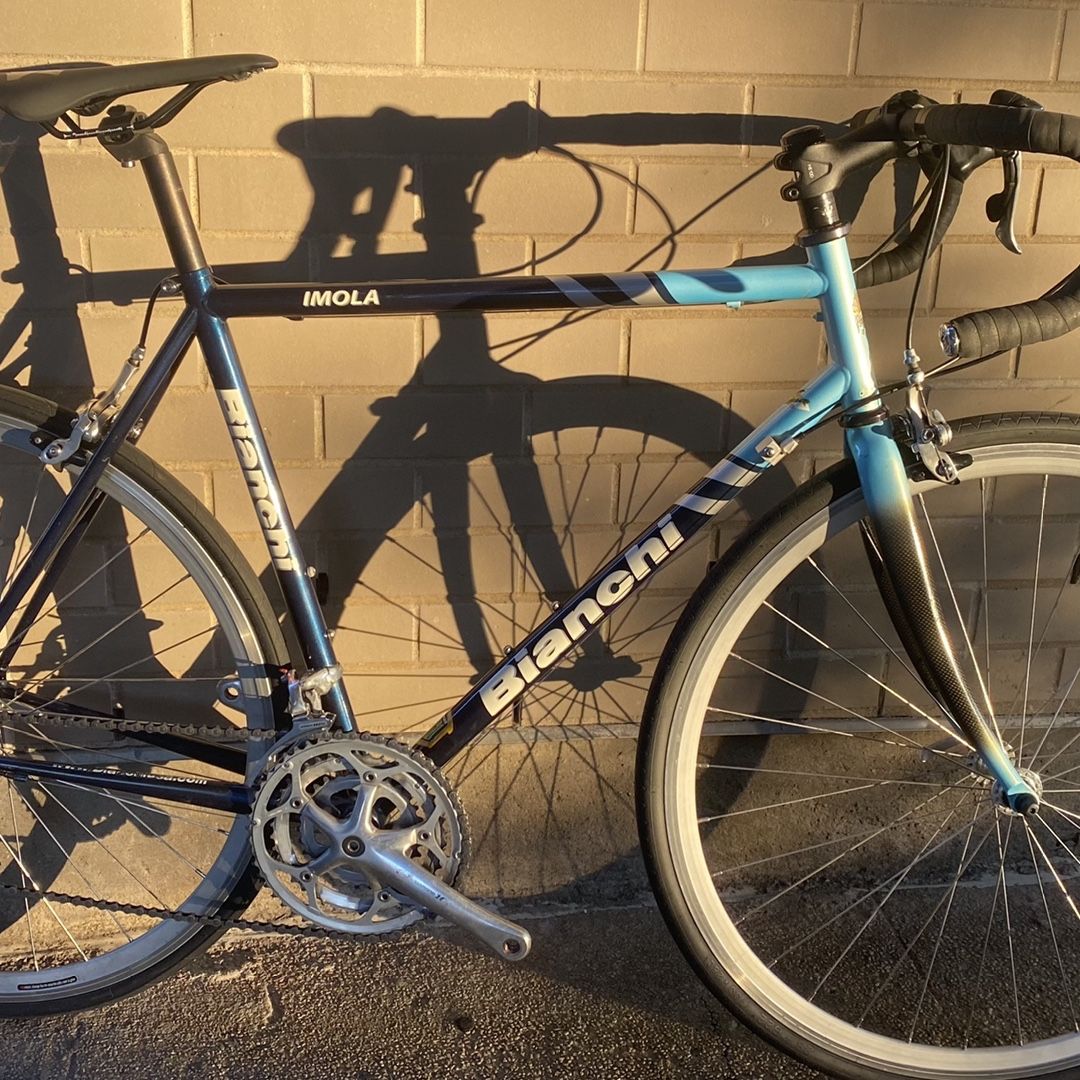 Like New Bianchi Imola for Sale in Brooklyn, NY - OfferUp