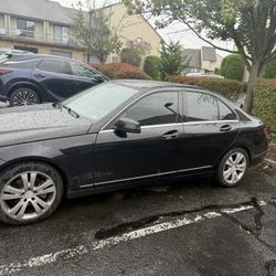 2011 Mercedes C300