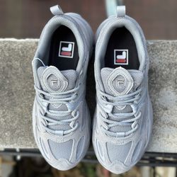 Classic flla shoes