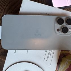 Apple iPhone 15 Pro Max 512gb